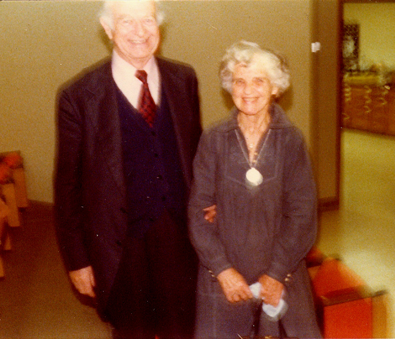 Linus Pauling_a 77-78